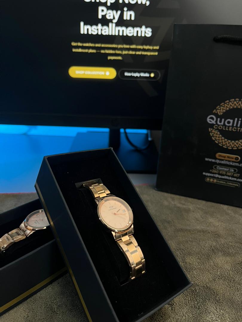 Daniel Wellington Iconic Link | Rose Gold & Egg White Dials