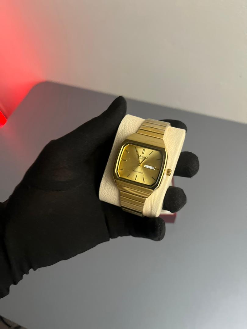 Casio Unisex - Gold view 2