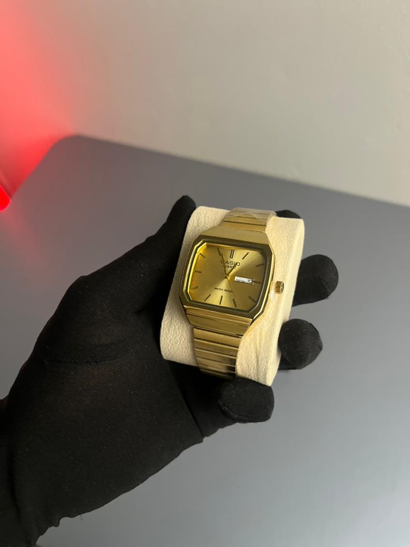 Casio Unisex - Gold view 4